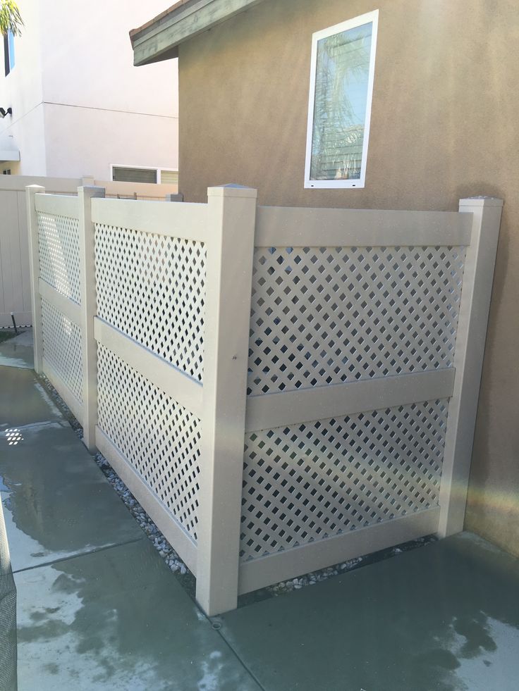 Vinyl fence — residential install