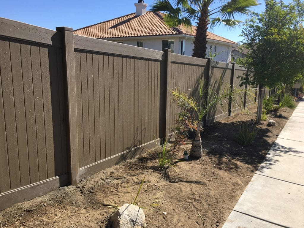 Vinyl fence — corner post detail